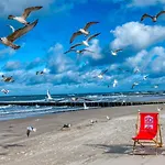Sloneczny 231 Z Basenem, Sauna, Jacuzzi, Przy Samej Plazy - 5d Διαμέρισμα Niechorze