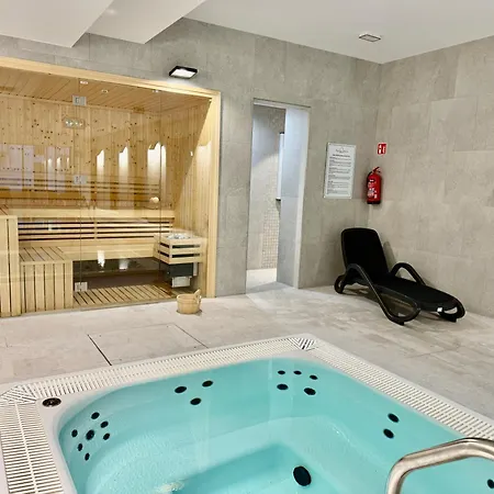 Sloneczny 231 Z Basenem, Sauna, Jacuzzi, Przy Samej Plazy - 5d Niechorze